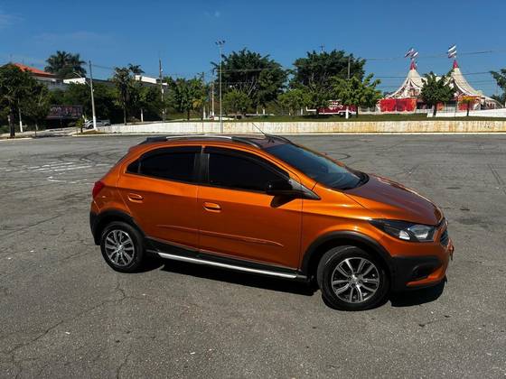 CHEVROLET ONIX 1.4 MPFI ACTIV 8V FLEX 4P MANUAL CHEVROLET ONIX 1.4 MPFI ACTIV 8V FLEX 4P MANUAL